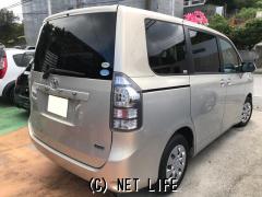 トヨタ ヴォクシー