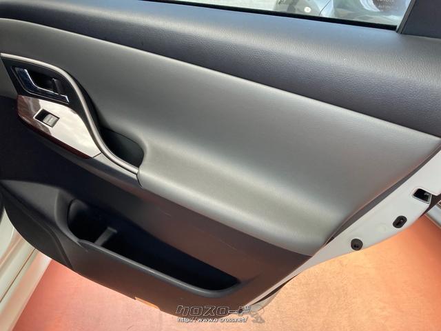 トヨタ マークXジオ