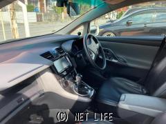 トヨタ マークXジオ