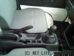 日産 NT100クリッパー