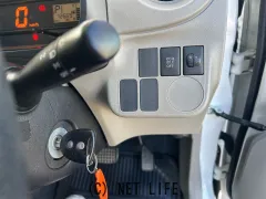 ダイハツ ミライース