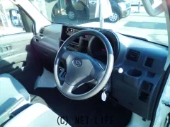 ダイハツ ハイゼットカーゴ