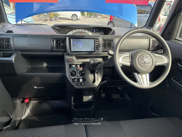 トヨタ ピクシスメガ