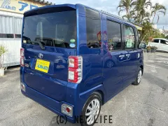 トヨタ ピクシスメガ