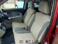 ダイハツ キャスト