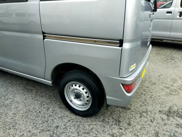 ダイハツ ハイゼットカーゴ