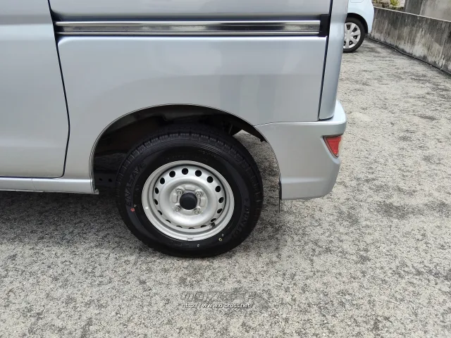 ダイハツ ハイゼットカーゴ
