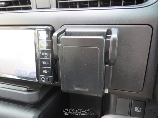 ナビ横にはスマホスタンド付き トヨタ プロボックス