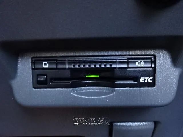 トヨタ プリウスα