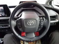 トヨタ プリウス