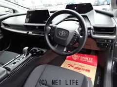 トヨタ プリウス