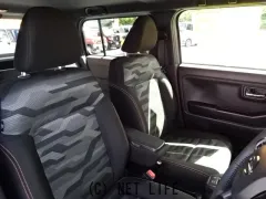 ダイハツ タフト