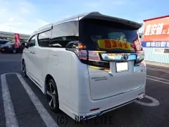 トヨタ ヴェルファイア