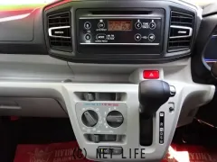 ダイハツ ミライース