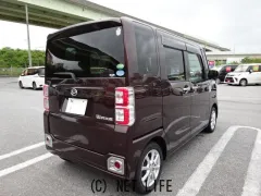 ダイハツ ウェイク