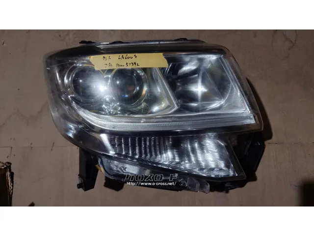 外装・エアロ タントカスタム 右ヘッドライト