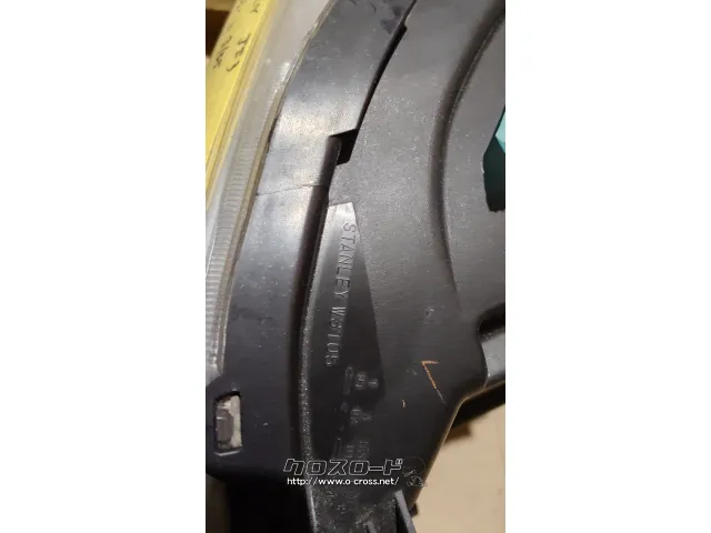 外装・エアロ 右ヘッドライト