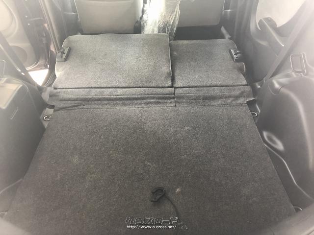 後部座席を倒す事で更に広いスペースの出来上がり♪大きな荷物を積むときに便利です! ホンダ フィット