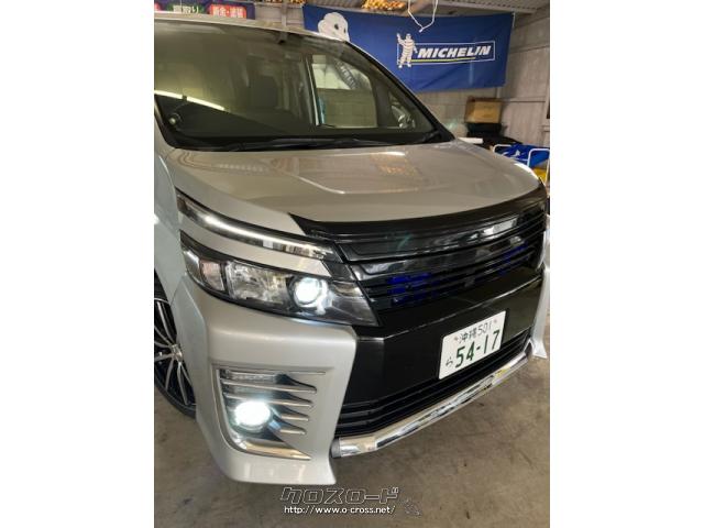 トヨタ ヴォクシー