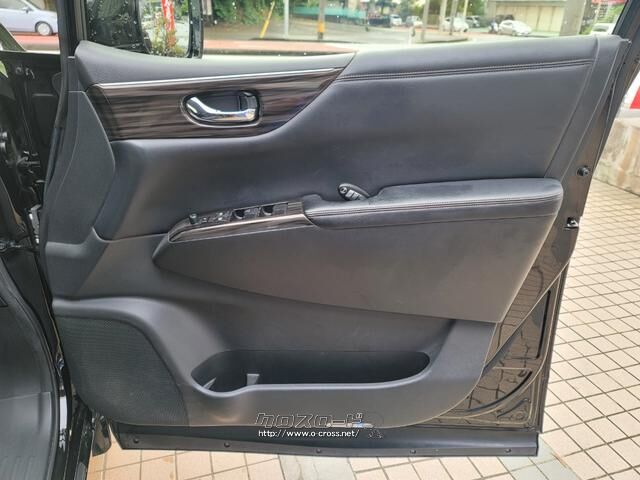 日産 エルグランド