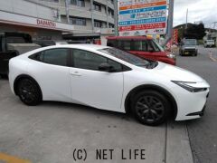 トヨタ プリウス