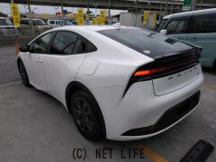 トヨタ プリウス