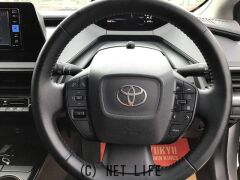 トヨタ プリウス