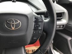 トヨタ プリウス