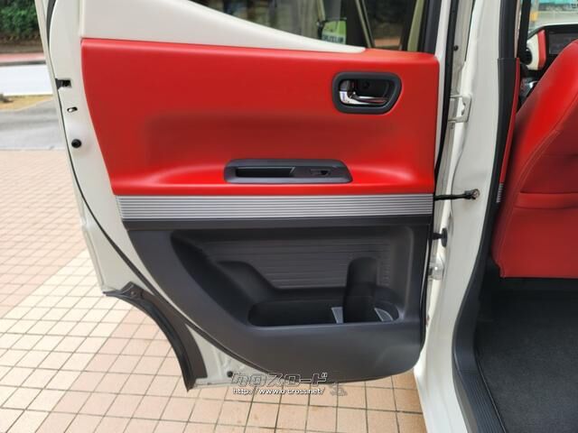 ホンダ N-BOXスラッシュ