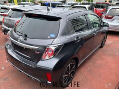 トヨタ ヴィッツ