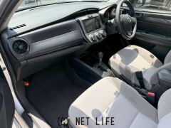 トヨタ カローラアクシオ