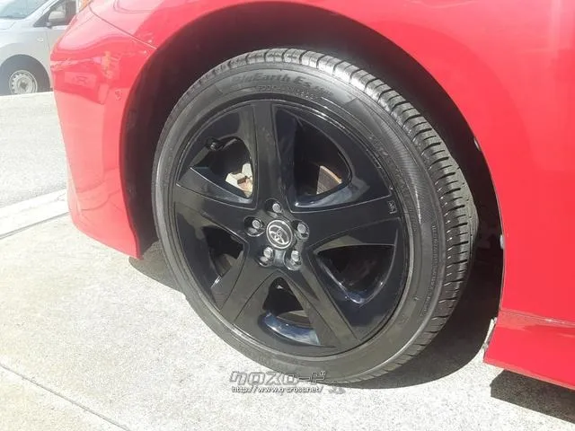 トヨタ プリウス