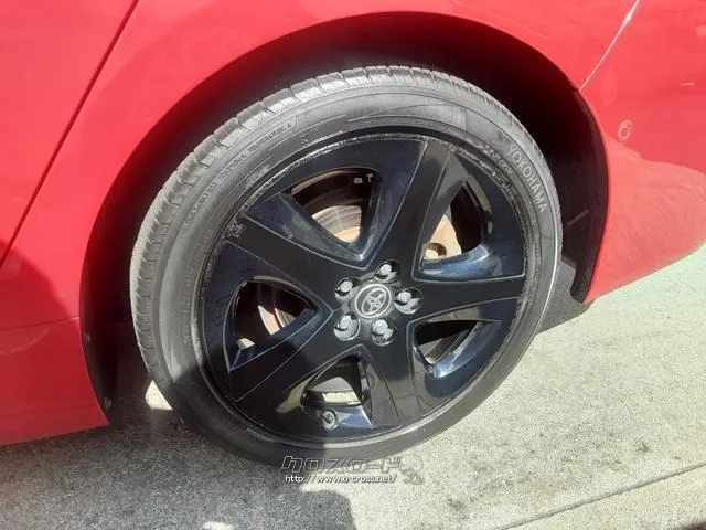 トヨタ プリウス