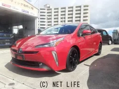 トヨタ プリウス