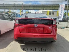 トヨタ プリウス