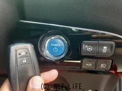 トヨタ プリウス