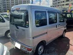 ダイハツ ハイゼットカーゴ
