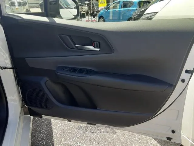 トヨタ プリウス