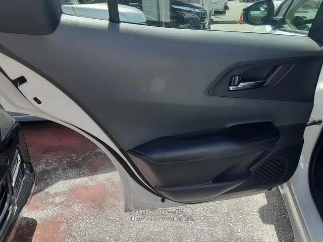 トヨタ プリウス