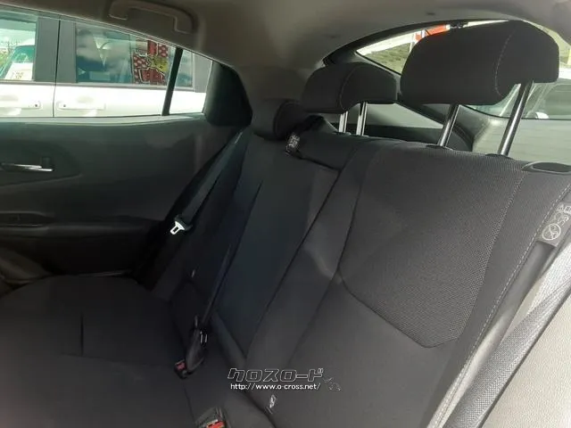 トヨタ プリウス