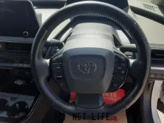 トヨタ プリウス