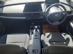 トヨタ プリウス