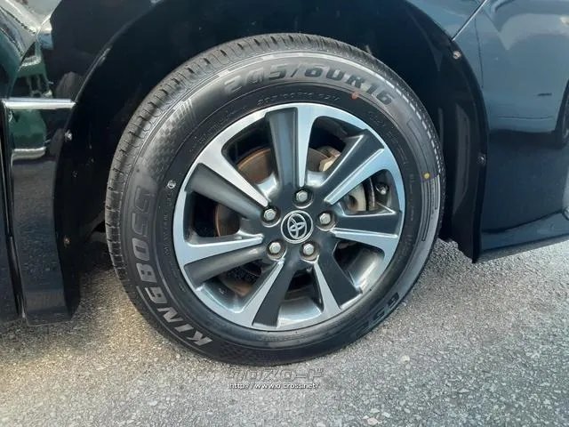 トヨタ ヴォクシー