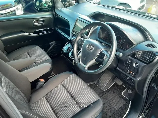 トヨタ ヴォクシー