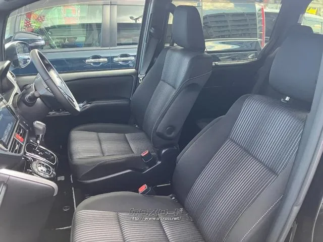 トヨタ ヴォクシー