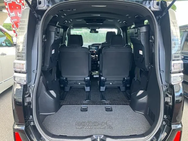 トヨタ ヴォクシー