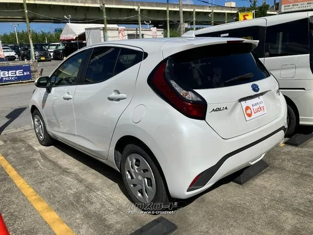 トヨタ アクア