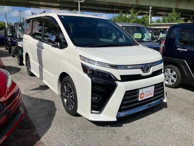 トヨタ ヴォクシー