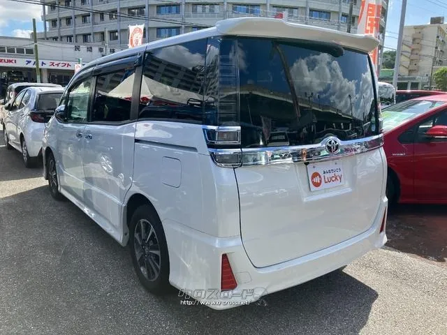 トヨタ ヴォクシー