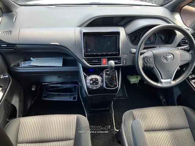 トヨタ ヴォクシー